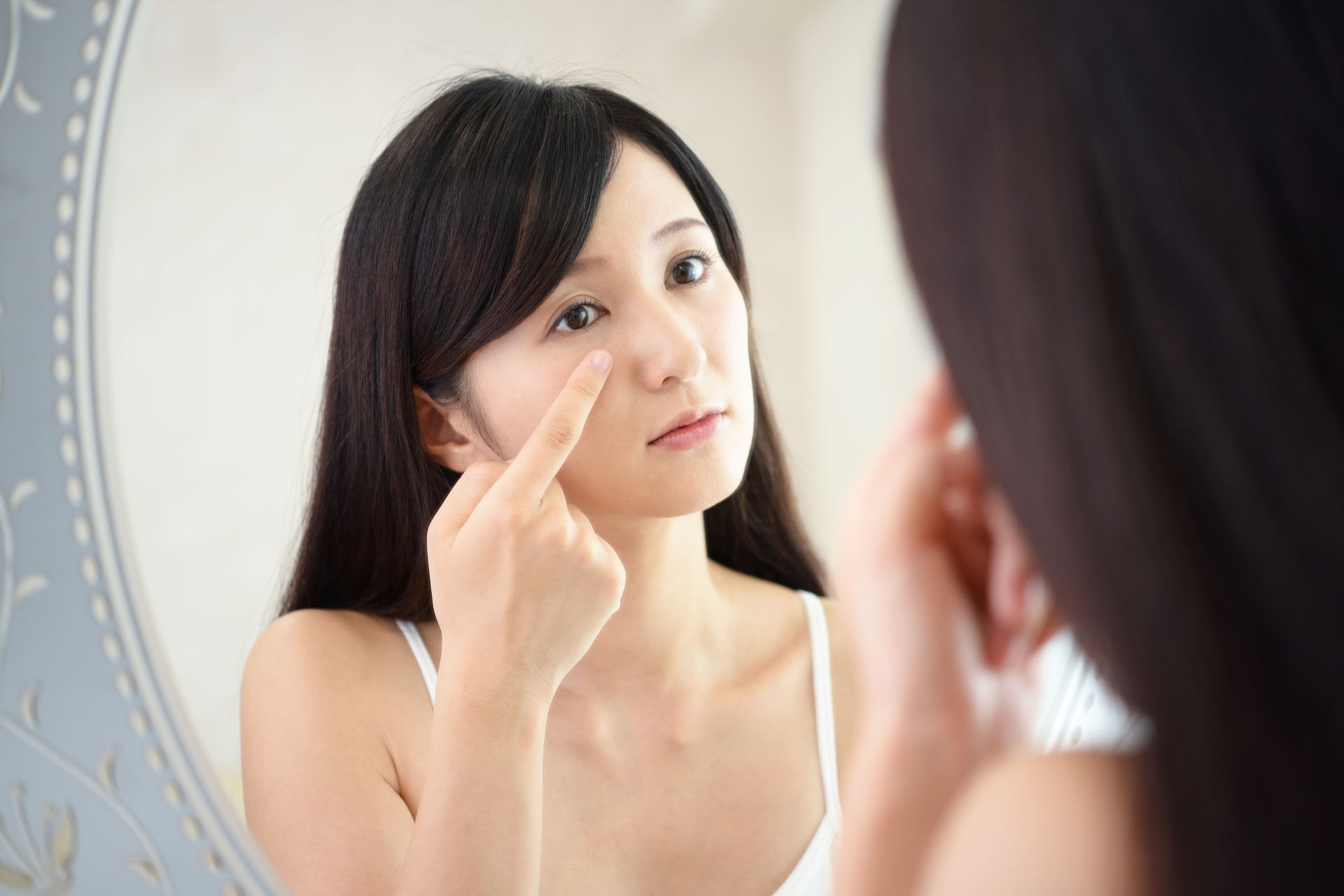 肌がくすむ5つの原因に迫る!正しい対策を取って予防していこう | Kohana(コハナ) オールインワンジェルクリーム│スキンケア化粧品